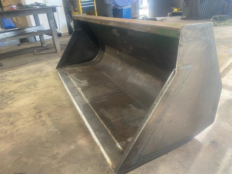 Willow Creek Engineering Custom Excavator Buckets (1)